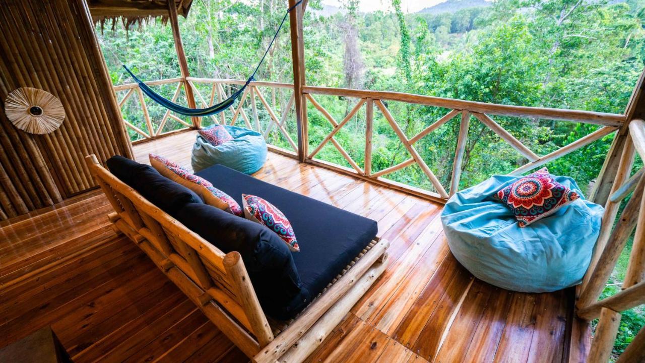 Barya Lang Villa- Native Villa With Jeepney Room El Nido Exterior foto