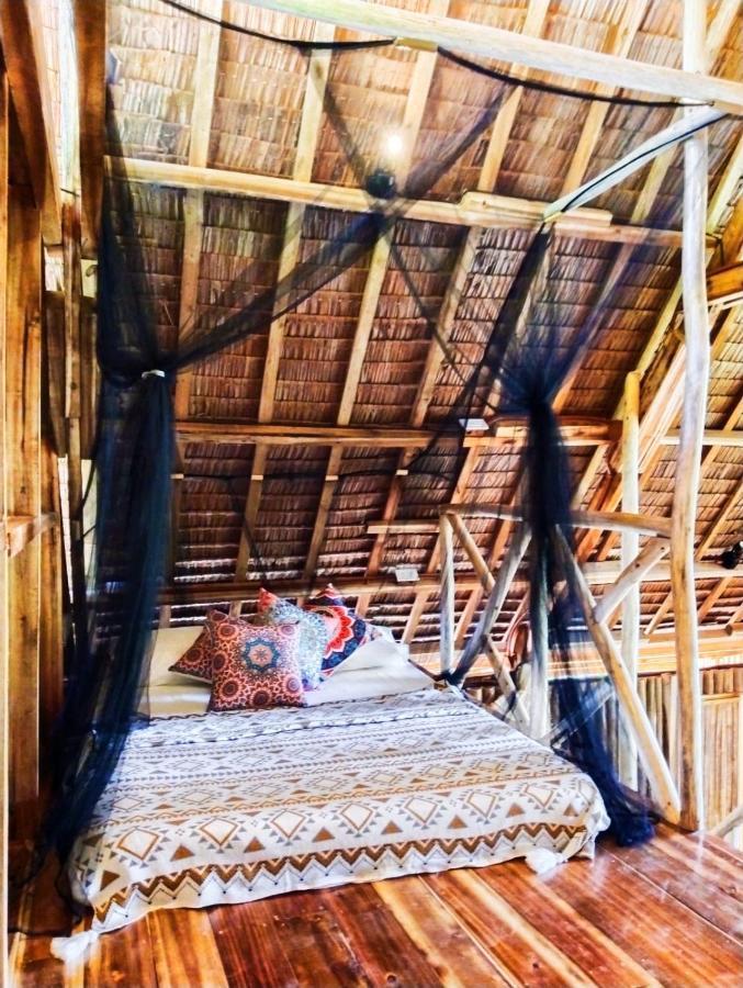 Barya Lang Villa- Native Villa With Jeepney Room El Nido Exterior foto